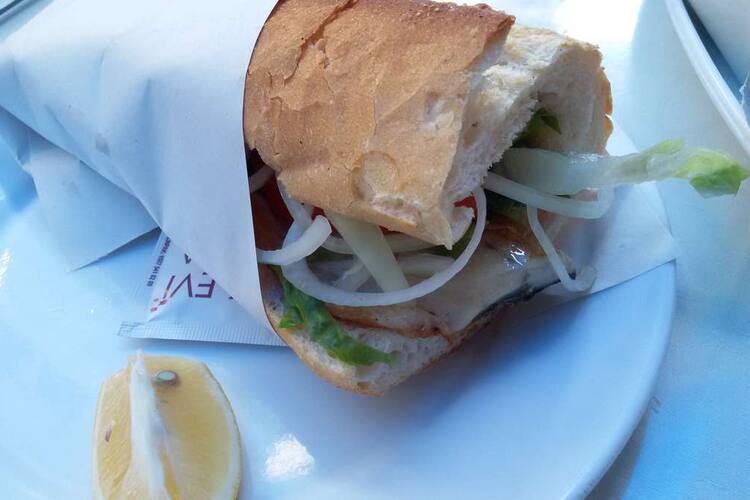 Cizz Bizz Balik Evi Konak Izmir Zomato